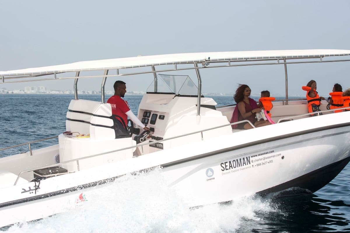 30 Minute Private Powerboat Ride